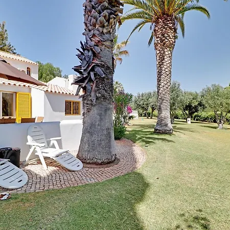 Villa Yellow Village